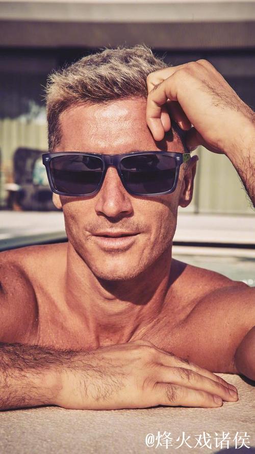 莱万续约巴萨迎曙光？经纪人与拉波尔塔秘密会晤